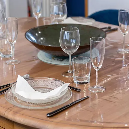 2 Bedroom Gorgeous In * Карантан